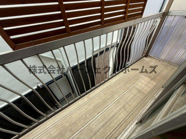 枚方市春日東町２丁目の一戸建てのバルコニー|広々としたバルコニーです