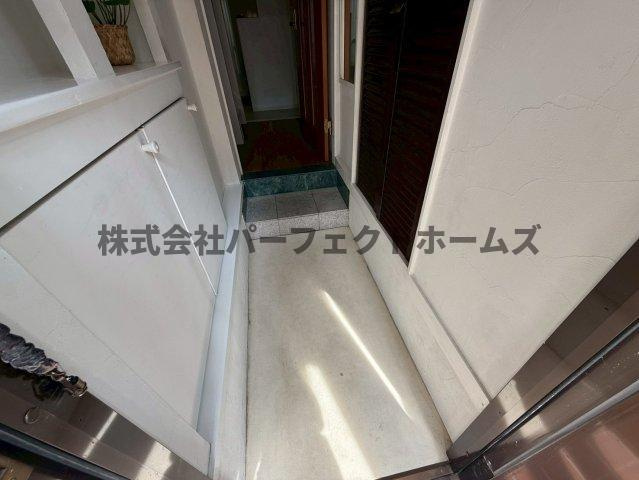 枚方市春日東町２丁目の一戸建ての玄関|毎日通る玄関はこちらです