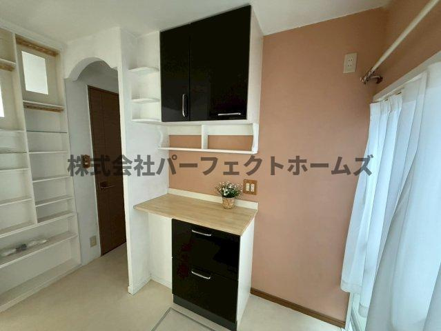 枚方市春日東町２丁目の一戸建ての収納|便利な収納スペースです