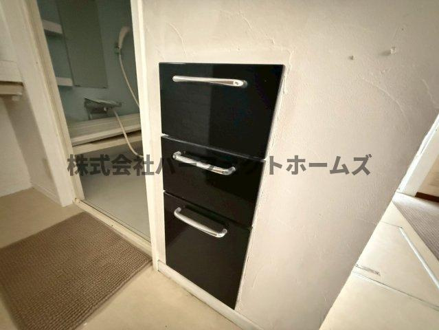 枚方市春日東町２丁目の一戸建ての収納|小物を収納するのに便利です