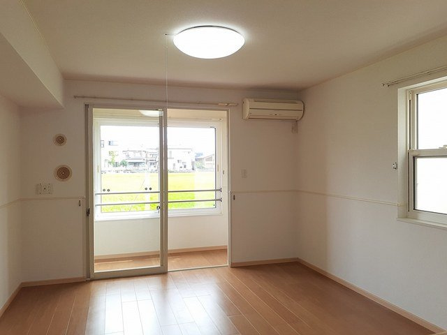 フィオ－レ　野村　Ⅱの内装|中はこのようになっています