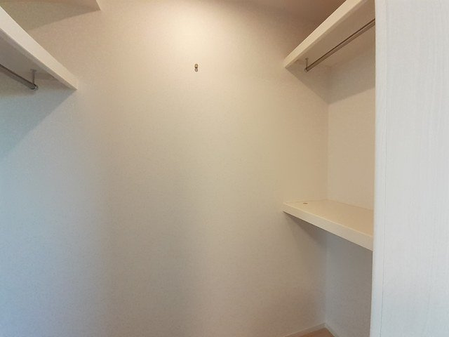 プルミエール手屋Ⅳの収納|便利な収納スペースです