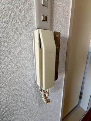【セキュリティ】 | デイズハイツ三先 | オートロック完備です