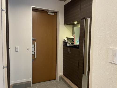 熊本市中央区大江５丁目の賃貸マンションの玄関