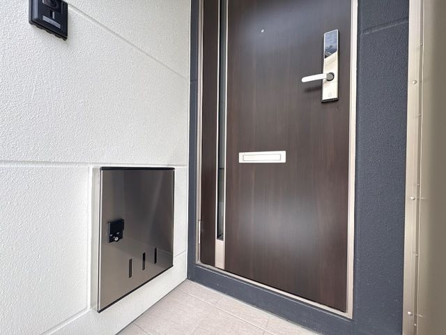 ソラリア　メゾンの玄関