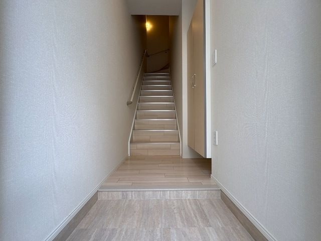 ソラリア　メゾンの玄関