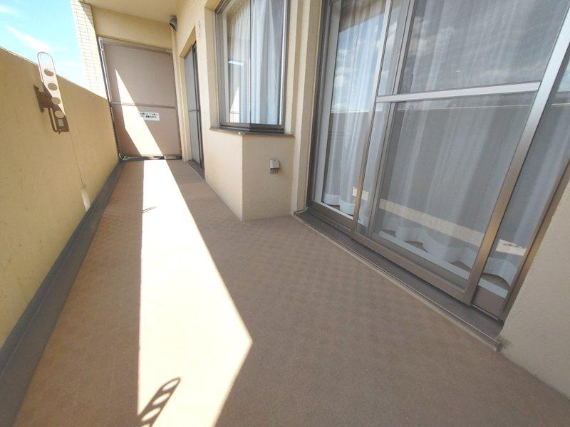 グランコープ枚方香里ヶ丘のバルコニー|■物件内覧・資金計画相談・住宅ローン相談、リフォーム相談、お問合せ受付中■
※当日・翌日のご内覧、ご相談はお電話でのお問合せがスムーズです！