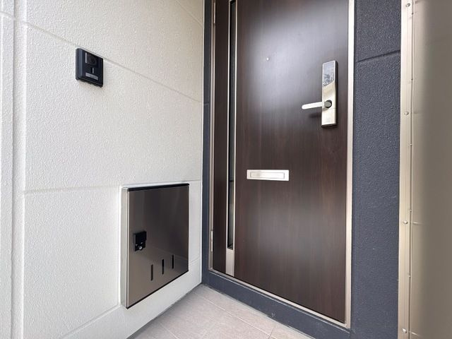 ソラリア　メゾンの玄関