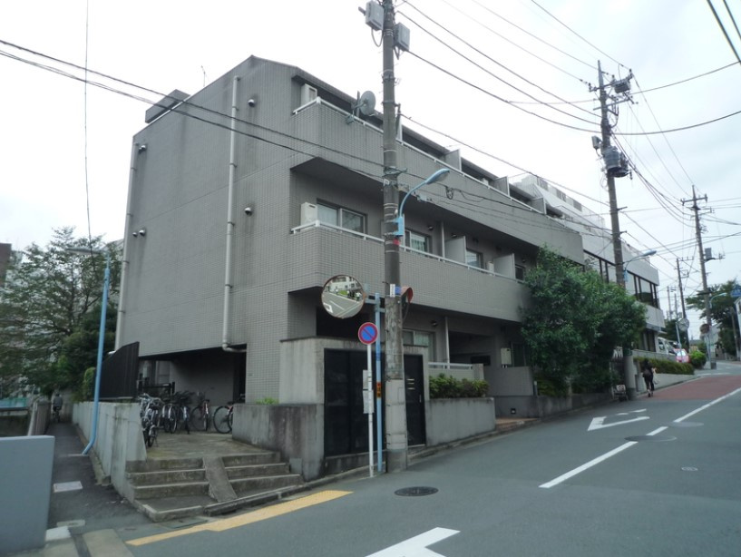 ダイホープラザ荻窪の外観