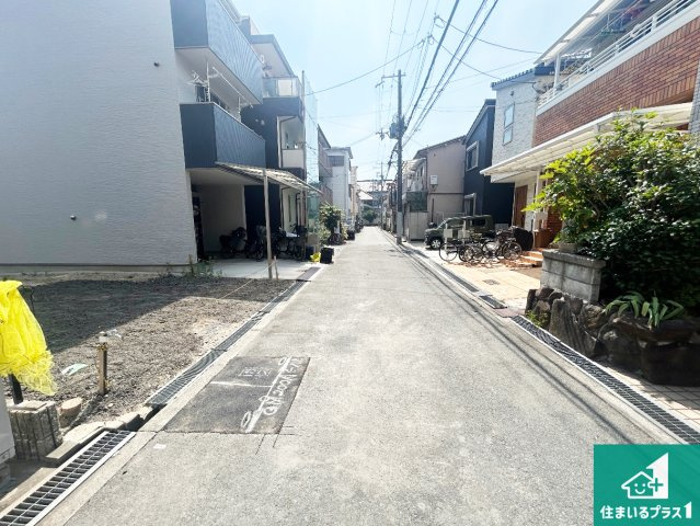 大阪市鶴見区緑　新築一戸建ての前面道路含む現地写真|周辺は落ち着いた街並みの住宅地！子育てがしやすい住環境です！まだ未完成ですが、現地でしかわからない事もございます。是非一度ご覧ください。