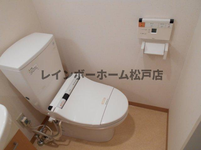 仲介手数料（賃料の1.10ヵ月）の50％OFF対象物件！のトイレ