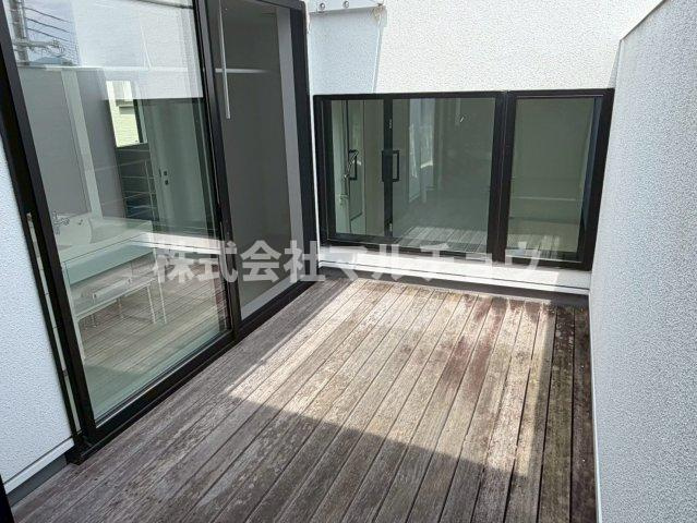 南紀の台戸建のバルコニー|お洗濯にも便利なバルコニー付き