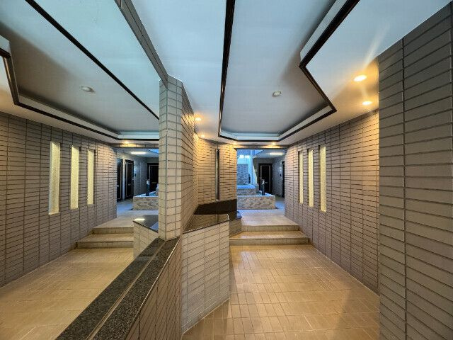 ローズガーデンＡ３２番館　A-032のエントランス