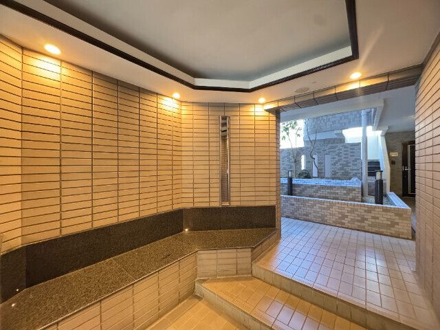 ローズガーデンＡ３２番館　A-032のロビー