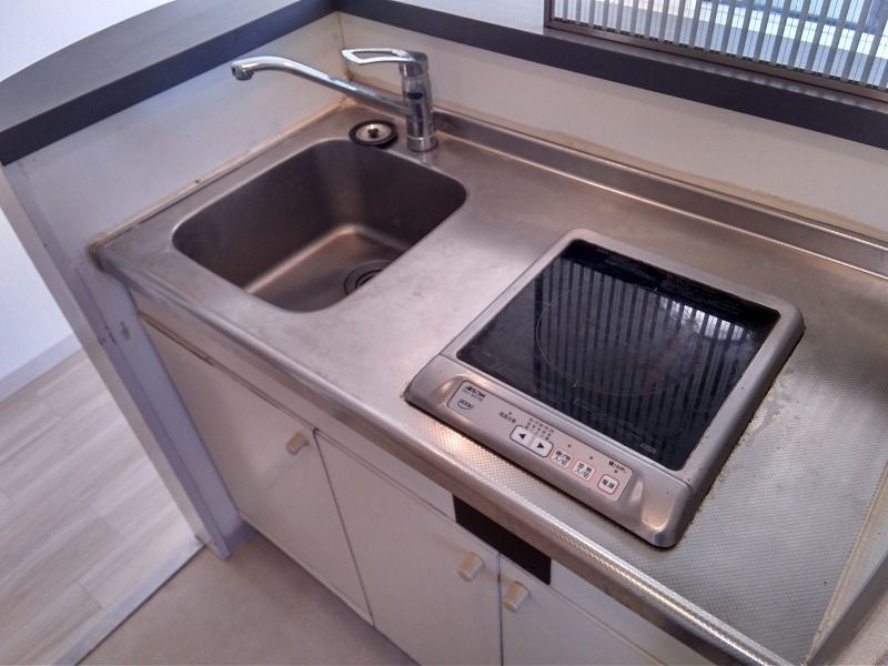 ローズガーデンＡ３２番館　A-032のキッチン