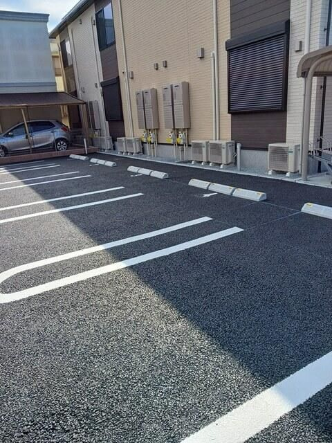 セレーノ・アロッジオの駐車場