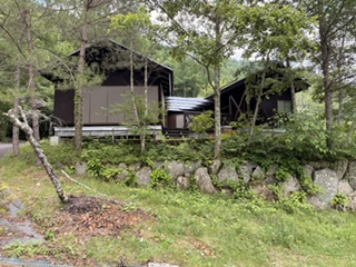 下伊那郡平谷村 別荘の庭
