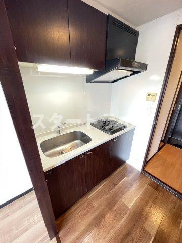大阪市淀川区西三国４丁目の賃貸マンションのキッチン