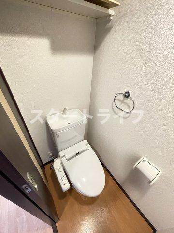 大阪市淀川区西三国４丁目の賃貸マンションのトイレ