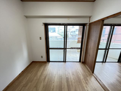  | メゾン博