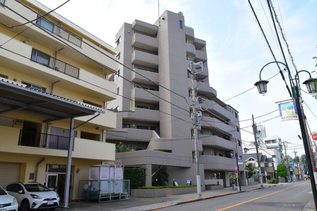 国立市西２丁目の中古マンションの外観