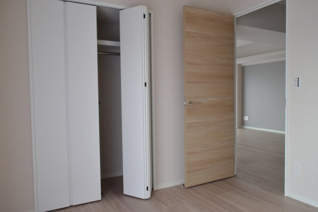 国立市西２丁目の中古マンションの収納