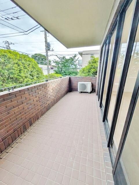 テラス成城のバルコニー
