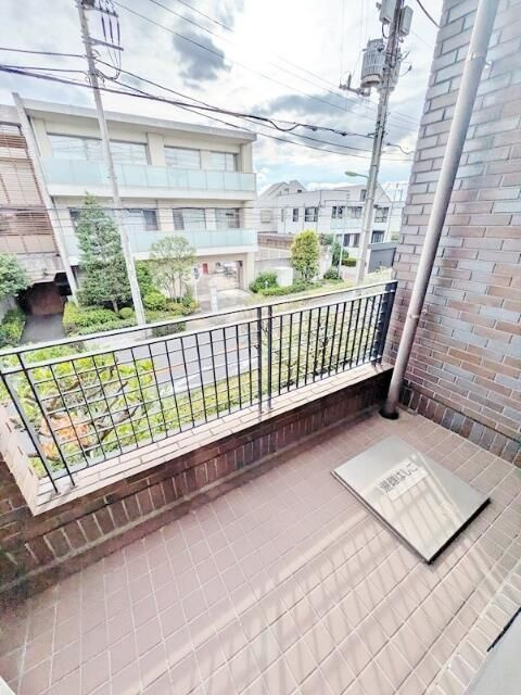 テラス成城のバルコニー