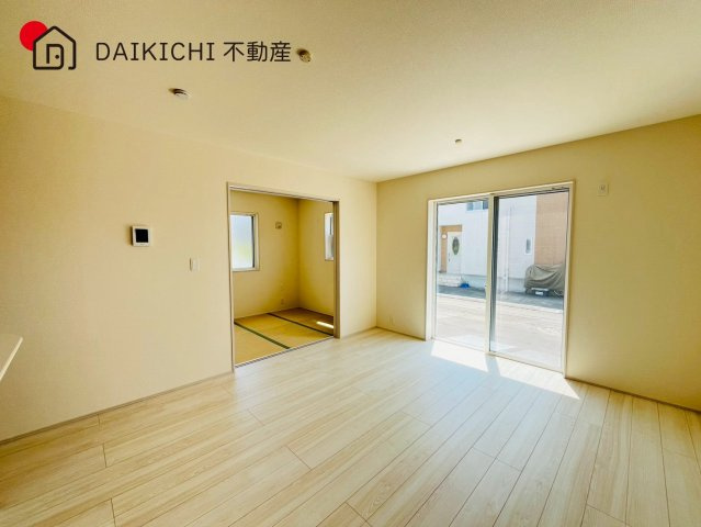 【居間・リビング】 | 川越市山田　中古戸建