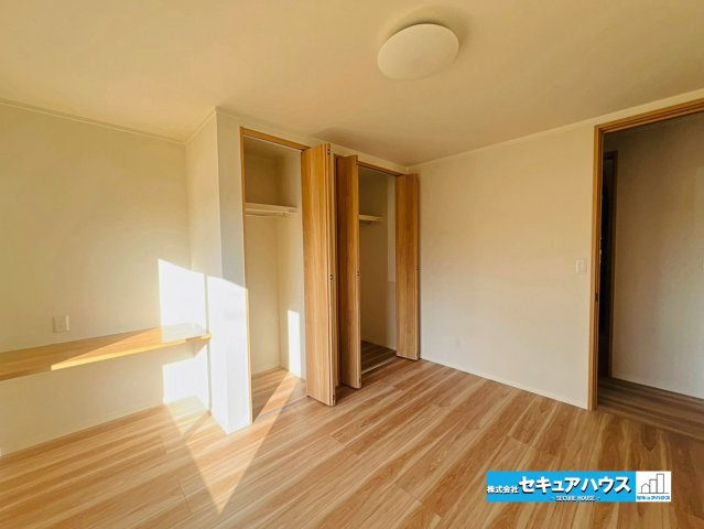 【中古戸建】日進市東山7丁目のキッチン|【LDK17帖】
◆南向き角地のため陽当たり良好・通風共に良好です♪
◆リフォーム中です！詳しいリフォーム内容はお問合せ下さい！　　　　　　　　　　　　　　　　　　　　　　　　　　　　　　　　　　　　