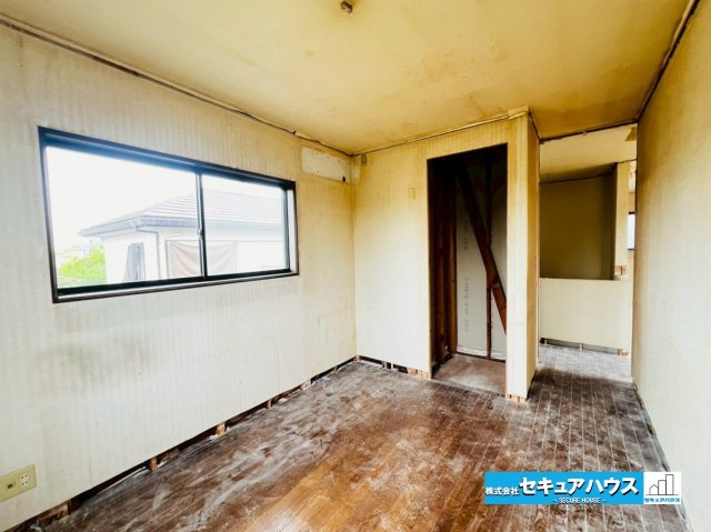 【中古戸建】日進市東山7丁目の洋室|【洋室6帖】
◆リフォーム中です！詳しいリフォーム内容はお問合せ下さい！　　　　　　　　　　　　　　　　　　　　　　　　　　　　　　　　　　　　　　　　　　　　　　　　　　　　　　　　　　　　　　　　