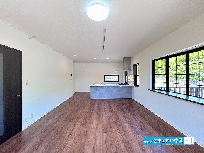 【中古戸建】日進市東山7丁目の居間・リビング|【リフォーム施工例】
◆リフォームの施工例になります。詳しいリフォーム内容についてはお問合せ下さい。　　　　　　　　　　　　　　　　　　　　　　　　　　　　　　　　　　　　　　　　　　　　　　　　　　