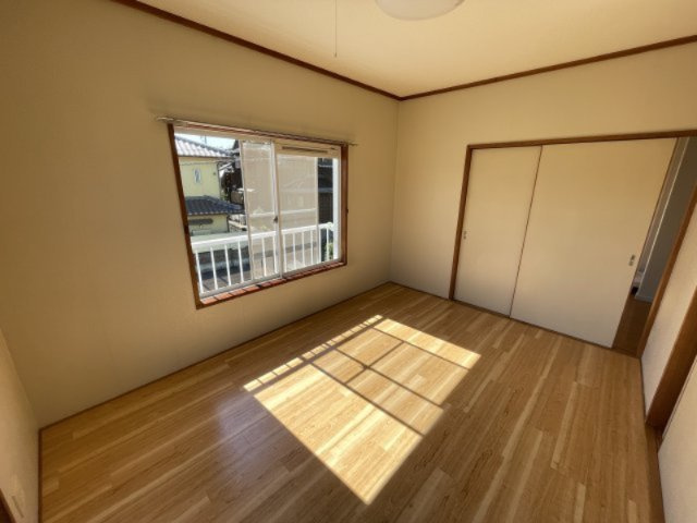 ハウス久野の内装|別部屋同一間取りのお写真となります。