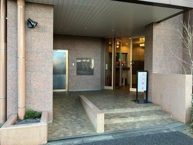 ダイアパレス西台のエントランス