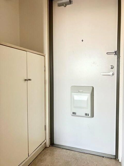 ダイアパレス西台の玄関