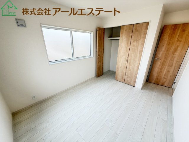 加古川市野口町坂元　　新築戸建の洋室
