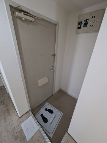 アスタック壱番館の玄関