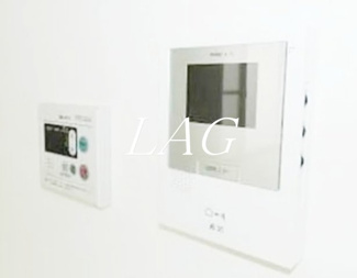 【セキュリティ】 | プレールオオサキ | モニター付きインターホンです。