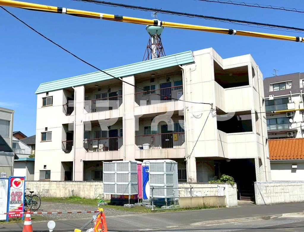 青梅市東青梅１丁目の賃貸マンションの外観