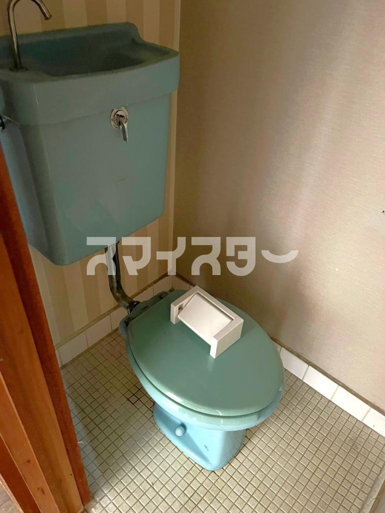 青梅市東青梅１丁目の賃貸マンションのトイレ