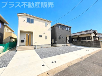 【外観】 | 現地写真。同じ物件を見るなら、プラス不動産販売にお任せ下さい。