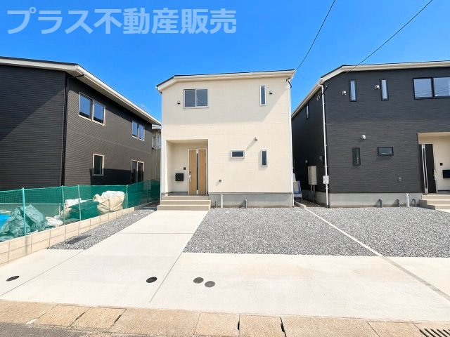 【外観】 | 福岡市早良区干隈5丁目第16　1号棟（全2棟）【仲介手数料無料・0円】 | 現地写真。プラス不動産販売なら、現場の全ての棟をまとめてご見学頂けます。