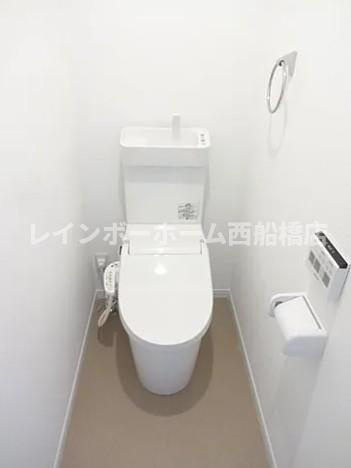 船橋市習志野台１丁目のアパートのトイレ