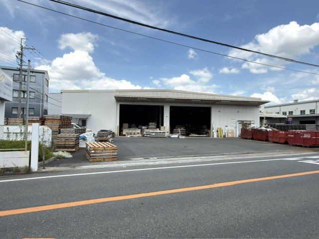 八尾市太田新町8丁目貸倉庫176万円