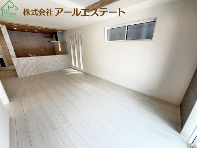 加古川市野口町坂元　　新築戸建の居間・リビング