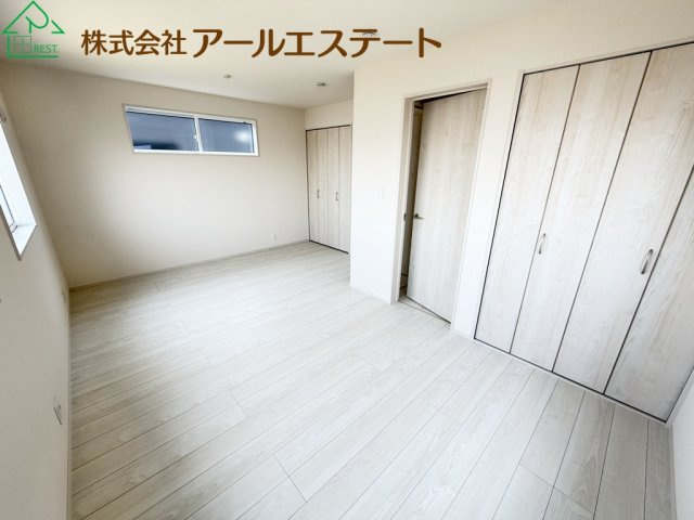 加古川市野口町坂元　　新築戸建の洋室