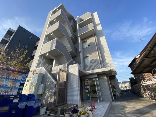 川崎市高津区諏訪１丁目の賃貸マンション