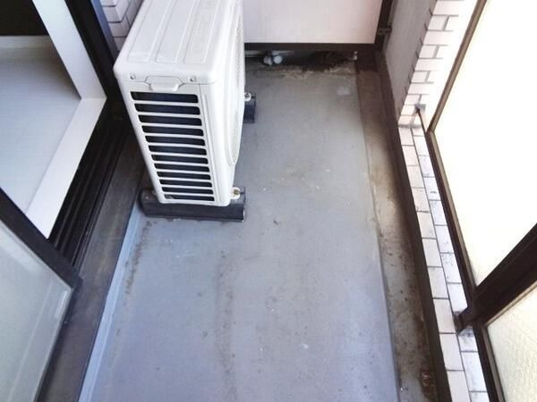 相模原市中央区清新４丁目の賃貸マンションのバルコニー