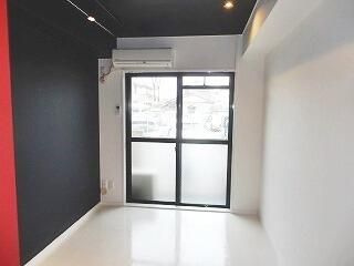 相模原市中央区清新４丁目の賃貸マンションの居間・リビング