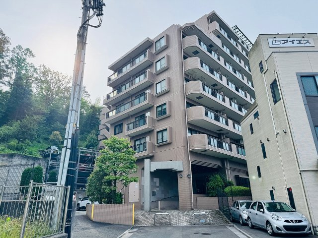 マイキャッスル八王子暁町ガーデンヒルズの外観|～内装フルリノベ済　八王子駅・京王八王子駅へのアクセス良好　大規模修繕工事済マンション～